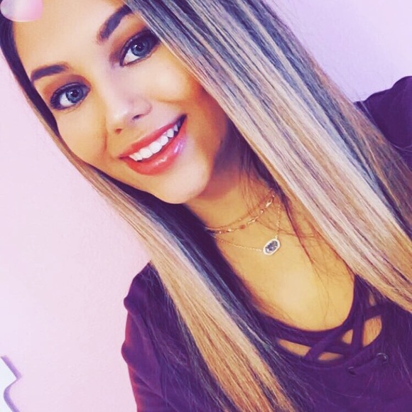 Meet your Posher, Miranda - Picture 1 of 1